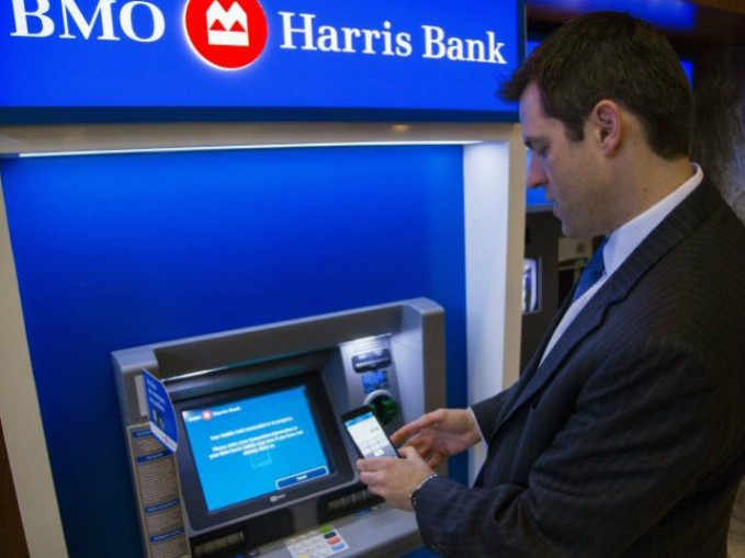 Американский банк создал сеть бескарточных банкоматов